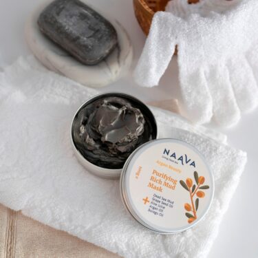 NAAVA Purifying Mud Mask 01